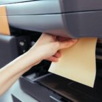 راهکارهای جلوگیری از گیر کردن کاغذ در پرینتر سیاه و سفید